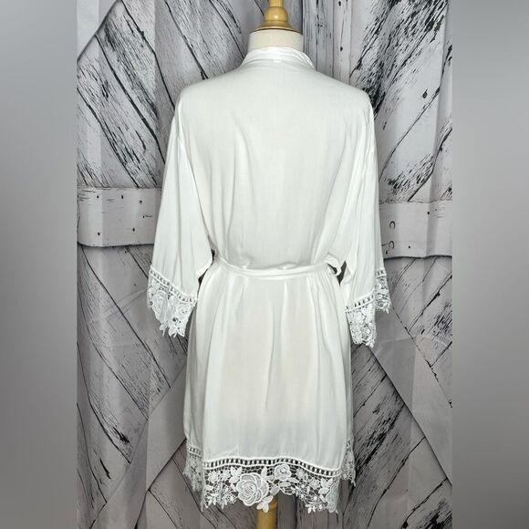 White Lace Trim Robe Rayon OS - Picture 6 of 6